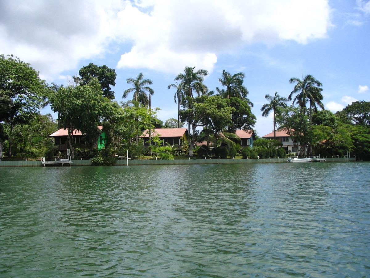 River Bend Resort B&B Belize City Exteriör bild